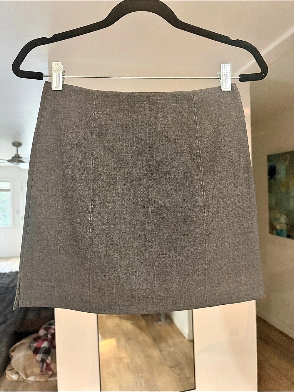 Bebe Gray Mini Skirt Size 2 like new Vintage🩶